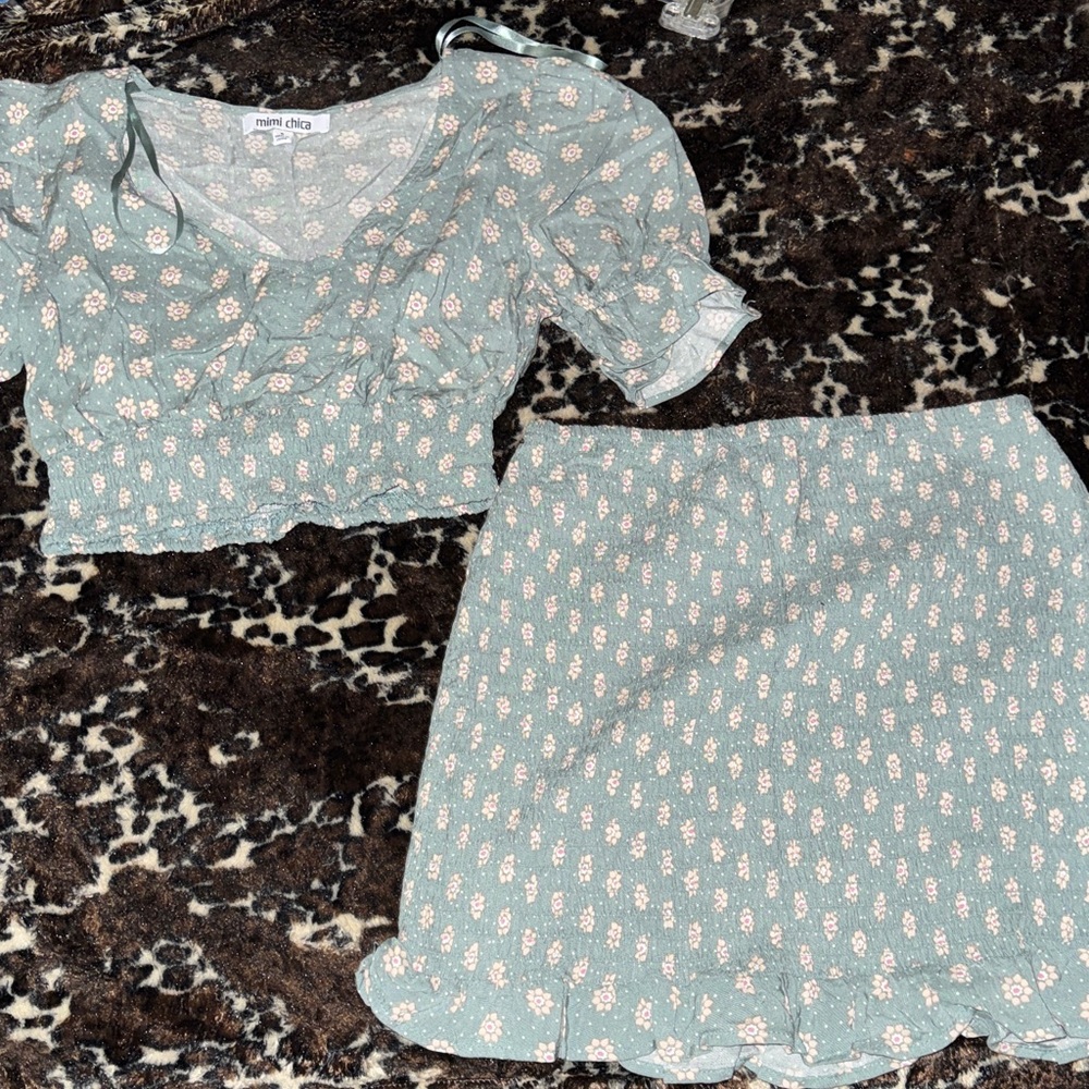 Mimi Chica Mint Floral Ruffle Mini Skirt